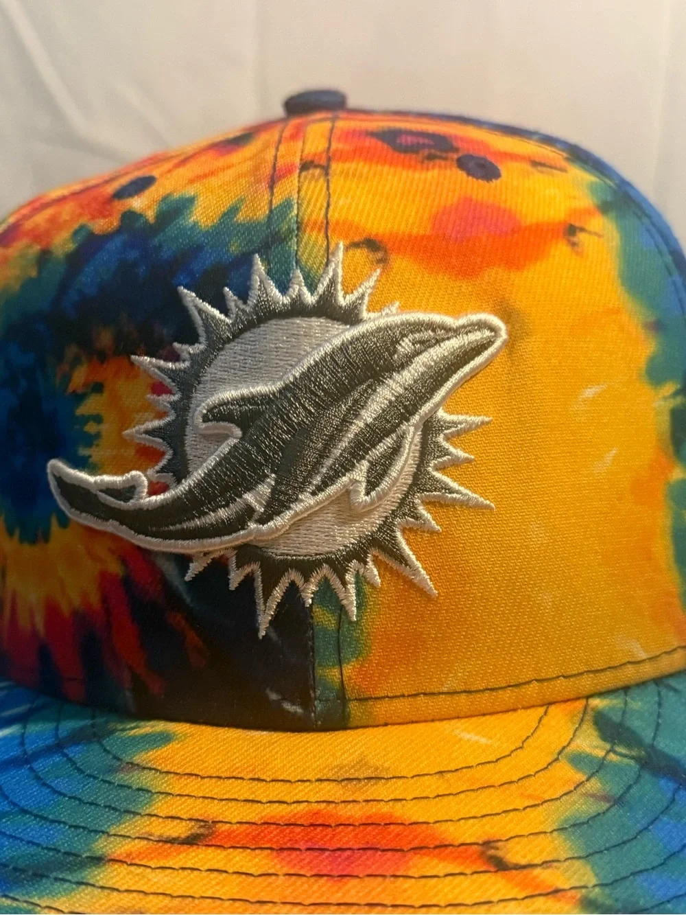 New Era colorful tie